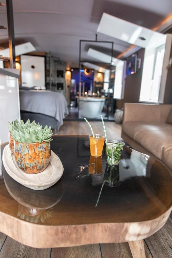 Готель Wellnessboat De Michiel De Ruyter Гронінген Екстер'єр фото